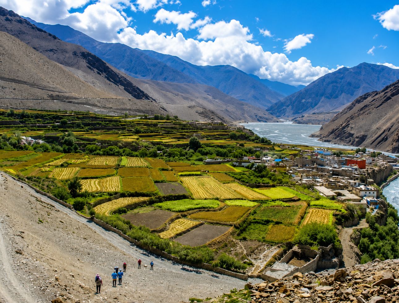 Dhumba lake road with village alongside the kagbeni river